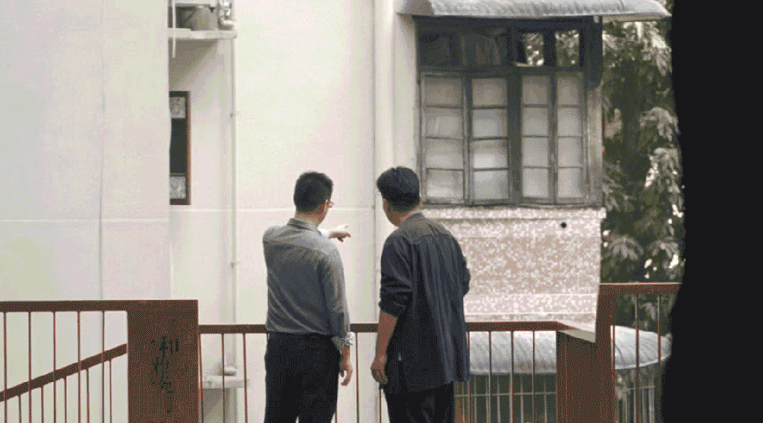 000.gif