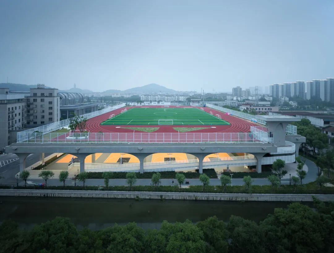 UAD·作品丨景物交融，人象共境——紹興文理學院風雨操場 (10).jpg