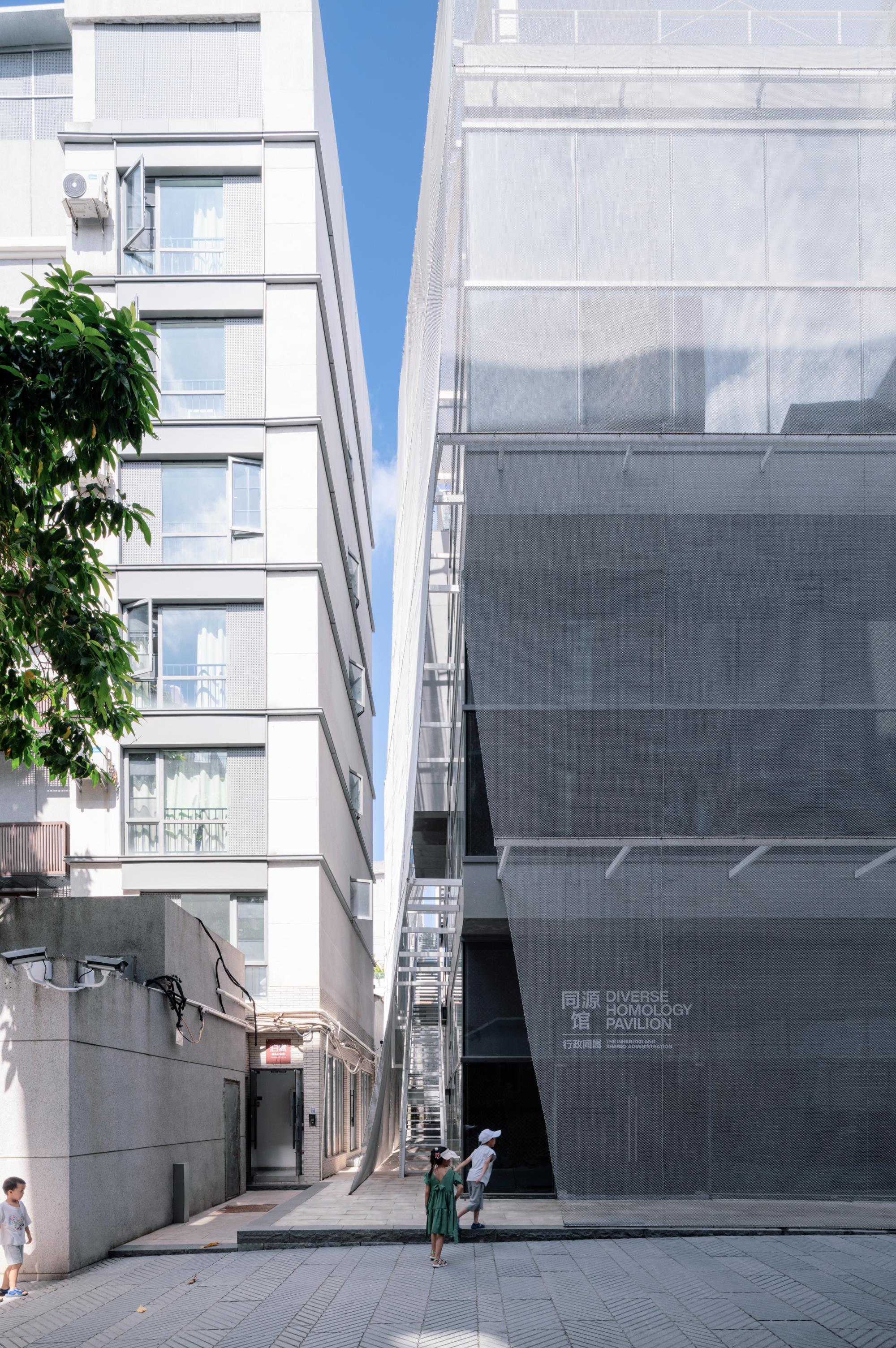 09 臨街立面 Fac?ade facing the street  陳顥 CHEN Hao.jpg