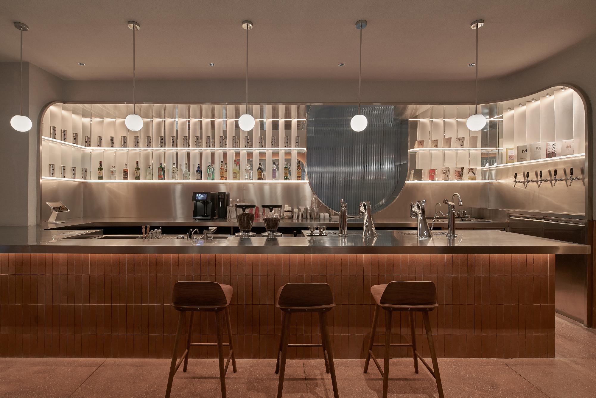 11ground floor coffee bar  首層書店內(nèi)的咖啡吧臺.jpg